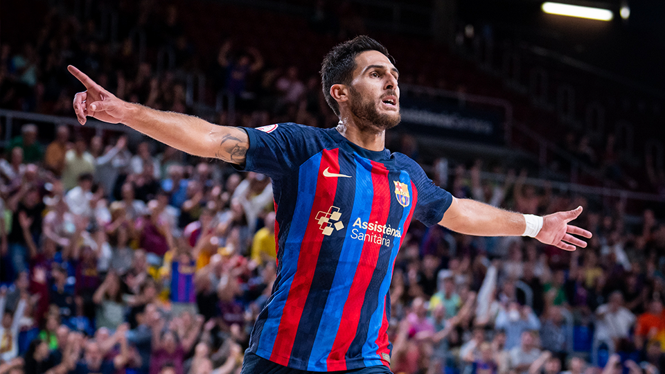 Adolfo celebra un tanto del Barça.