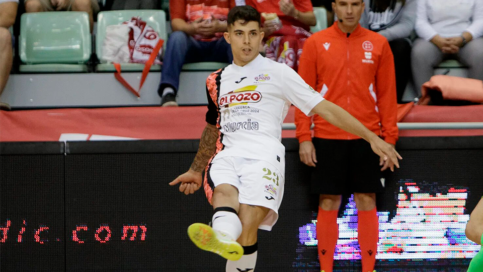 Darío, jugador de ElPozo Murcia Costa Cálida, durante un partido.
