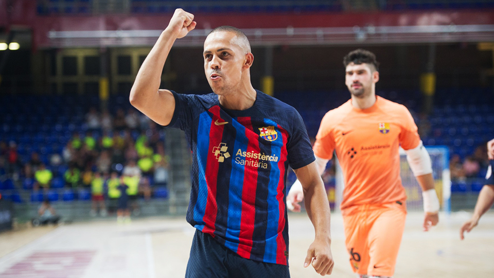 Ferrao, del Barça, celebra un gol