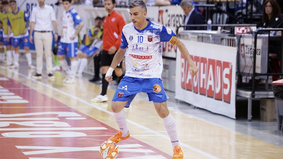 Retamar, de Sala 10 Zaragoza, en el partido ante Burela FS (Fotografía: Alejandro Meavilla)