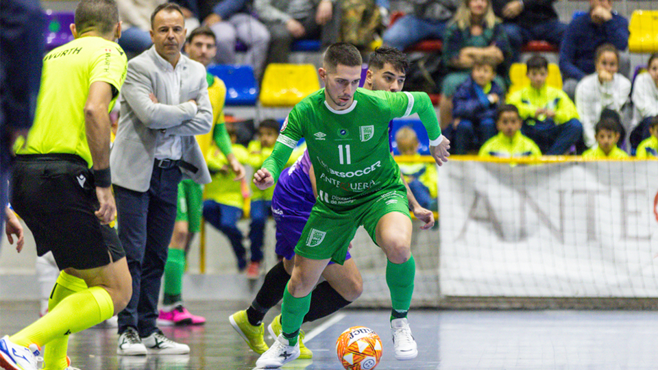 Quique Hernando, jugador de BeSoccer CD UMA Antequera