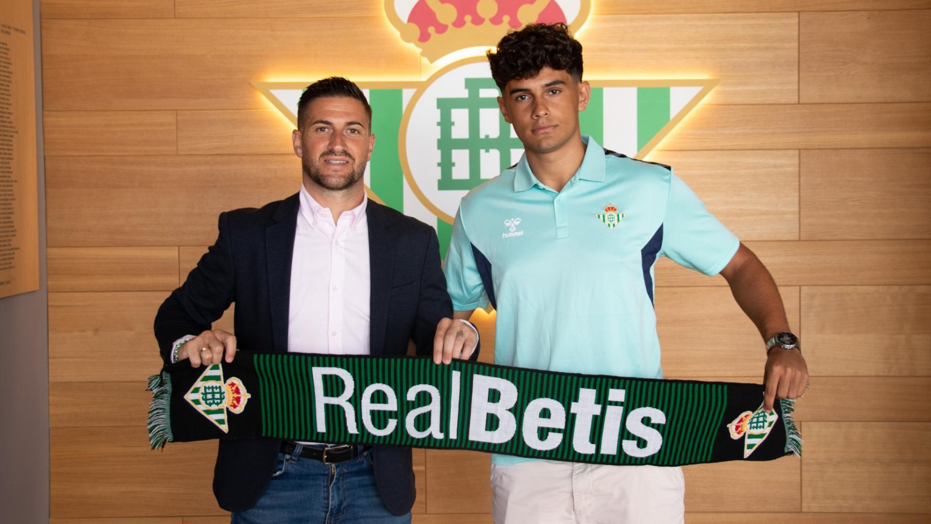 Santi Souviron, nuevo refuerzo para el filial del Real Betis Futsal