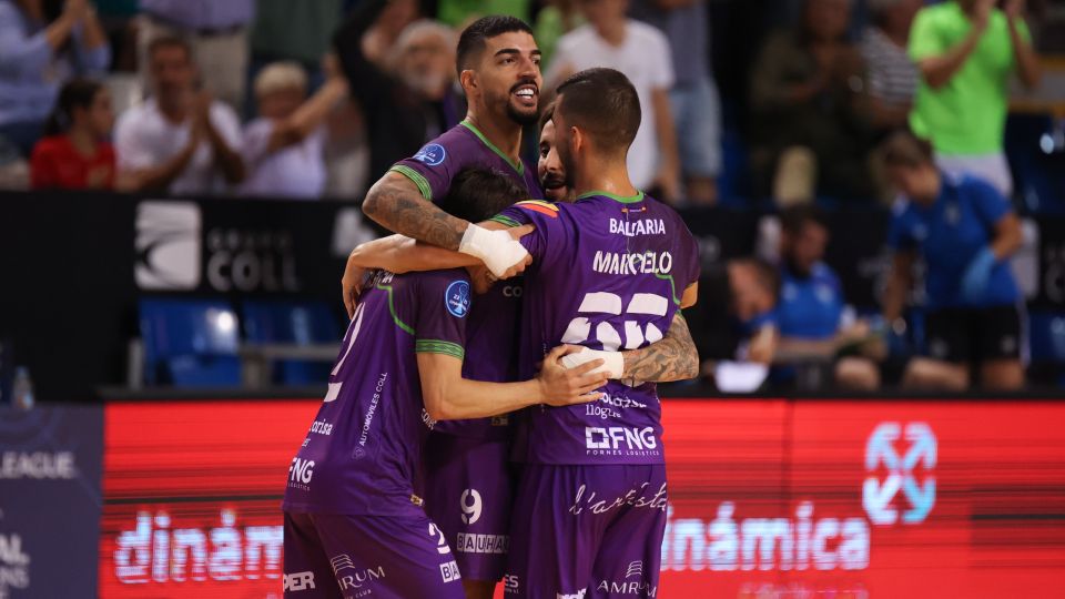 Bruno Gomes celebra un gol del Illes Balears Palma Futsal