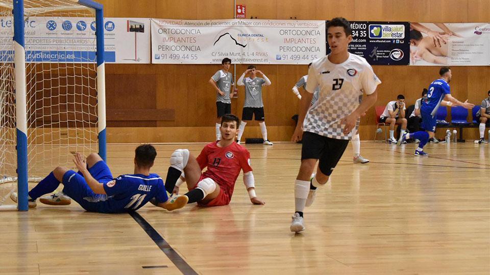 Adri Oro, jugador del Rivas Futsal, en un encuentro de Liga