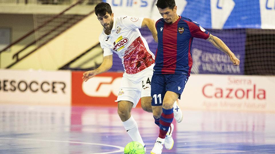 Levante UD FS certifica la primera derrota a domicilio de ElPozo Murcia Costa Cálida y se mantiene líder (4-2)