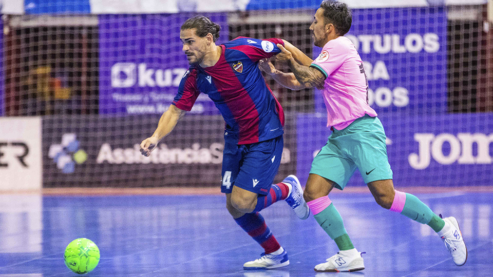 Dos partidos completan la Jornada 27 de Primera División este domingo
