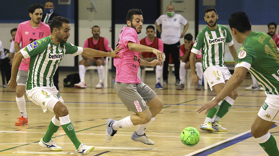 El Real Betis Futsal vence en el derbi andaluz ante BeSoccer UMA Antequera (3-0)