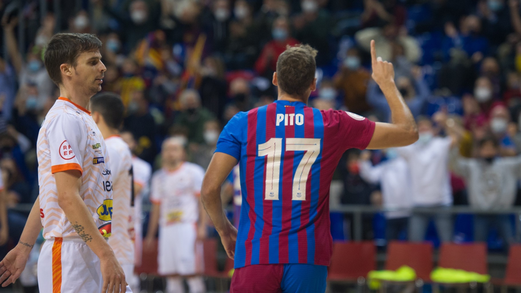 Pito, del Barça, celebra un gol ante el Ribera Navarra FS