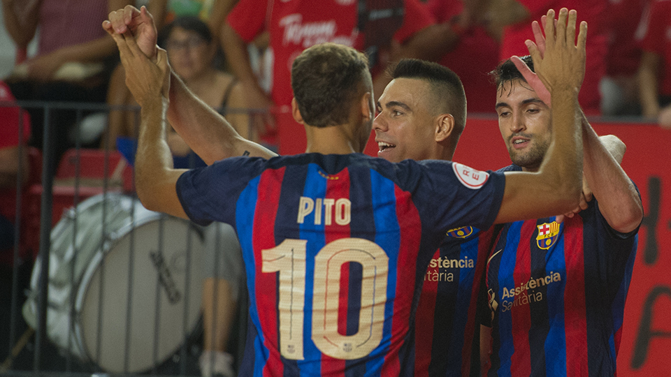 Los jugadores del Barça celebran un gol