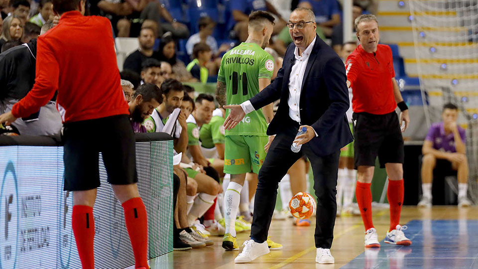 Antonio Vadillo, entrenador del Mallorca Palma Futsal, durante un partido