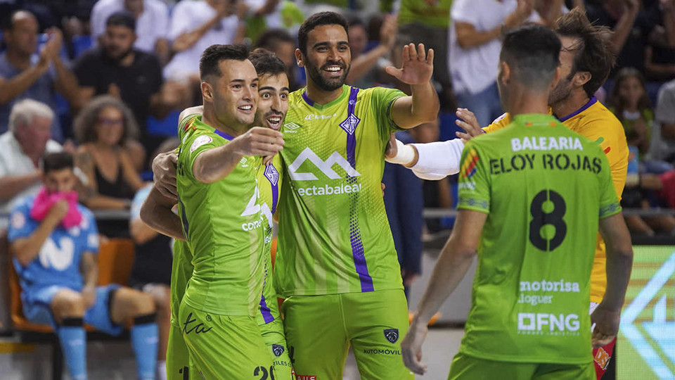 Los jugadores del Mallorca Palma Futsal celebran un gol