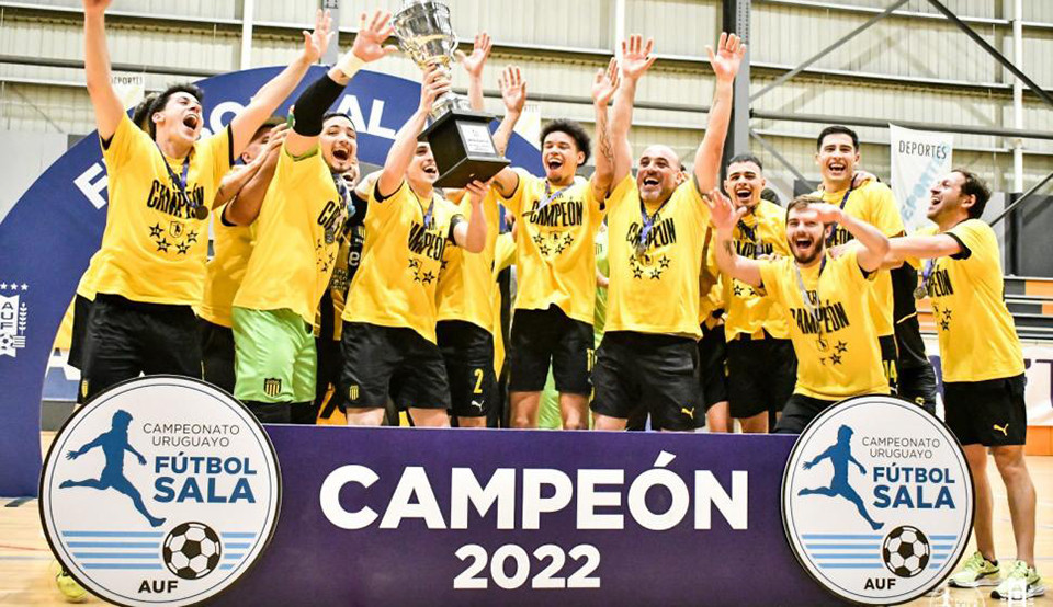 Peñarol, campeón por cuarta temporada consecutiva en Uruguay