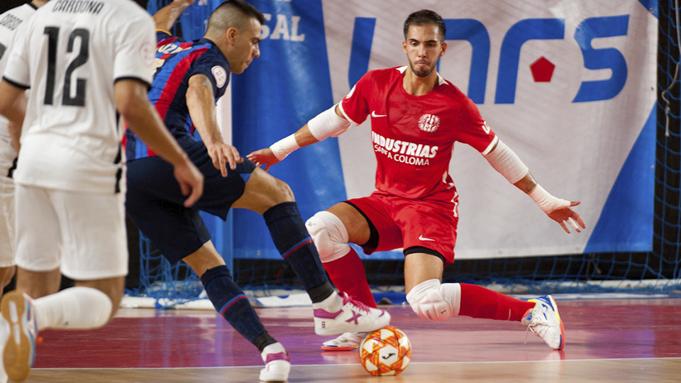 Borja Puerta, de Industrias Santa Coloma, durante un partido