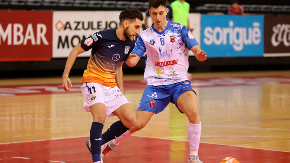 David Yera, jugador del AD Sala 10, contra CD Leganés (Fotografía: Jorge Vicioso)