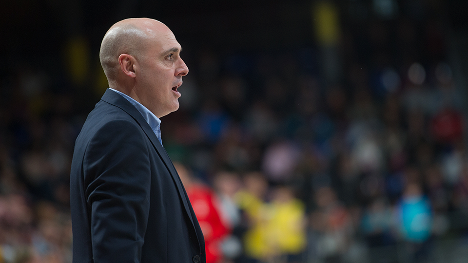 Javi Rodríguez, entrenador de ElPozo Murcia Costa Cálida (Fotografía: Ernesto Arandilla)