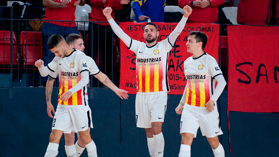 Celebración de un gol de Industrias Santa Coloma