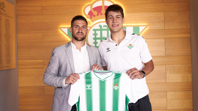 Pablo Cendán, junto al secretario técnico de Real Betis Futsal, Rubén Cornejo