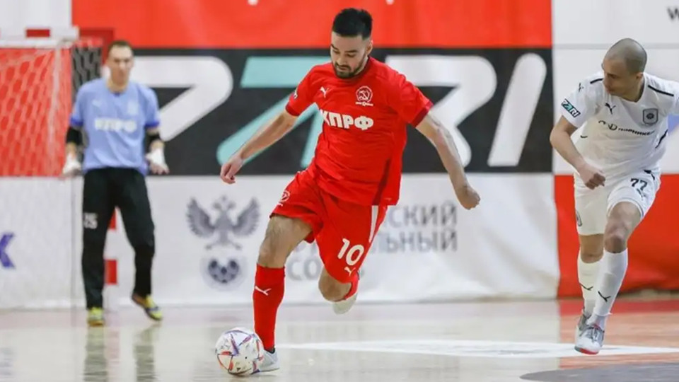 Niyazov, en un partido con el KPRF
