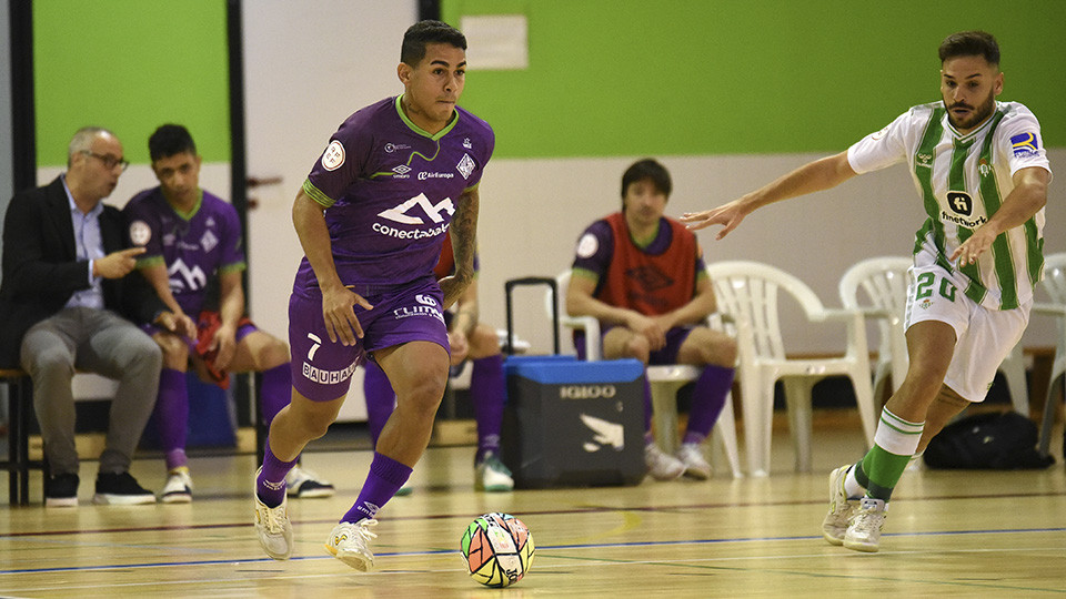 Reacción de autoridad de Mallorca Palma Futsal ante Real Betis Futsal para firmar la tercera victoria (4-6)