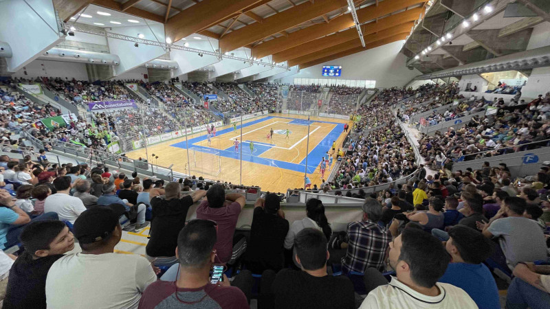 Son Moix durante un partido de la Ronda Principal de la UEFA Futsal Champions League