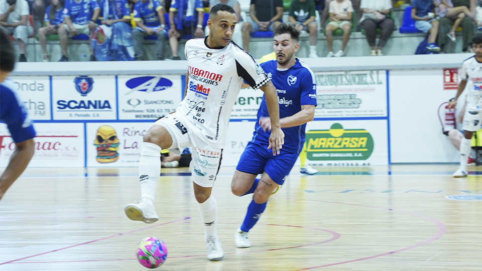 Quesos El Hidalgo Manzanares se impone por la mínima a Noia Portus Apostoli (4-3) en el inicio liguero