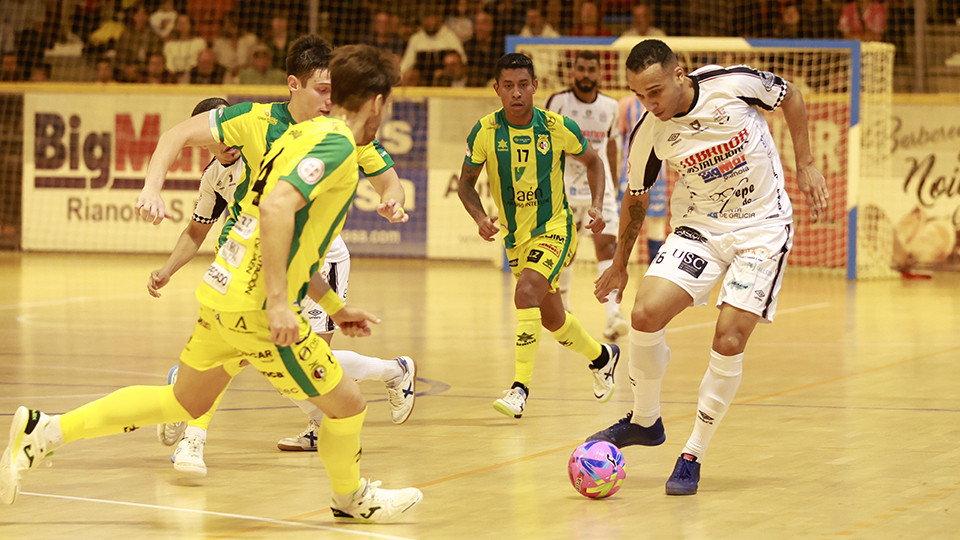 Noia Portus Apostoli iguala sobre la bocina un vibrante partido ante Jaén Paraíso Interior (2-2)