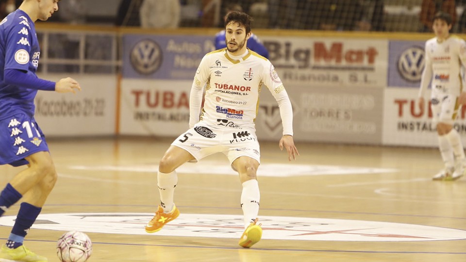 Lluc, jugador del Noia Portus Apostoli