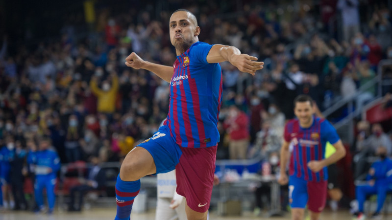 Ferrao celebra un gol con el Barça